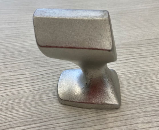 Kaidehela Jukova S-31, eteenkallist. 