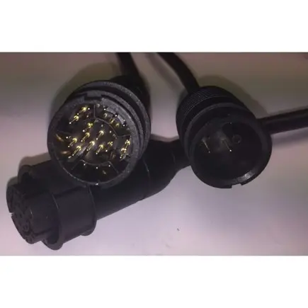 Axiom RV - RV&CP370 Y-kaapeli