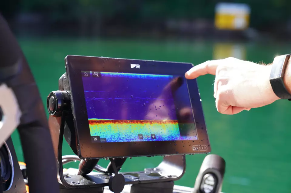 AXIOM+ 7 RV - 7" monitoiminäyttöRealVision 3D kaiulla ja Pohjois Euroopan kartalla