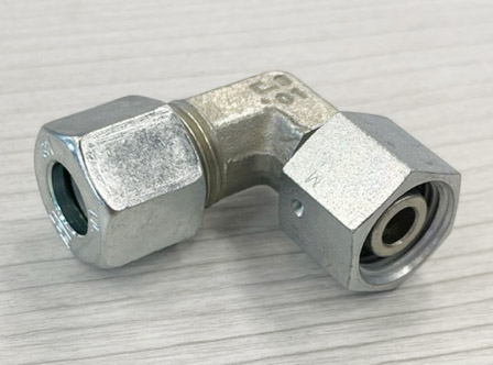 Kulmaliitin 90 astetta (helmi/kierre) 