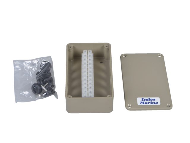 Kytkentärasia ABS, 111 x 60 mm, 12 liitäntä