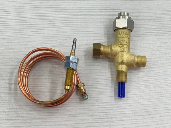 Liekinvarmistin täydellinen, Kabola E-sarja 