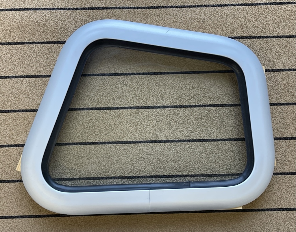 Kiinteä runkoikkuna 270 (230) x 350 (290) mm asen. 250 x 330