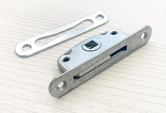 Ikkunsalpa 15 x 85 mm (ikkunalukko) 
